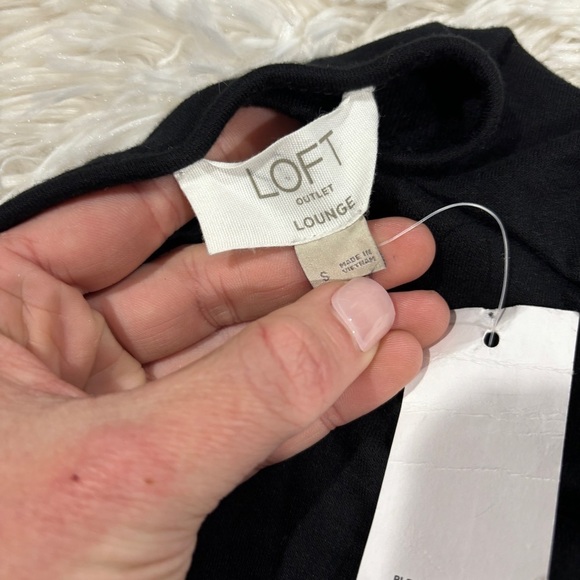 Loft Outlet NWT Lounge Black Fleece Lined Soft Warm Twist back Size Small - Picture 8 of 12